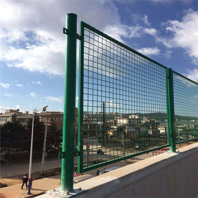 上海高速公路橋梁防拋網(wǎng)圖片3