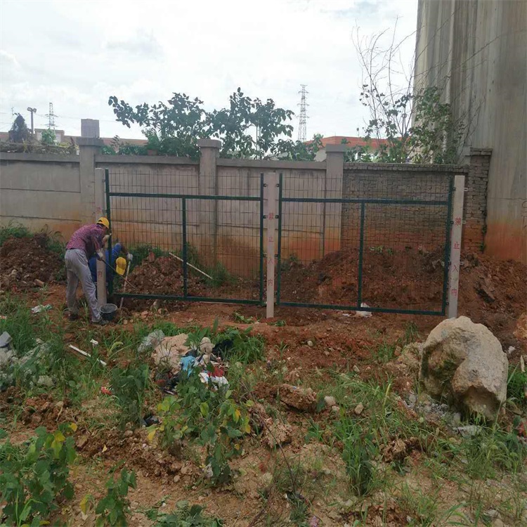 上海鐵路線路隔離網圖片3