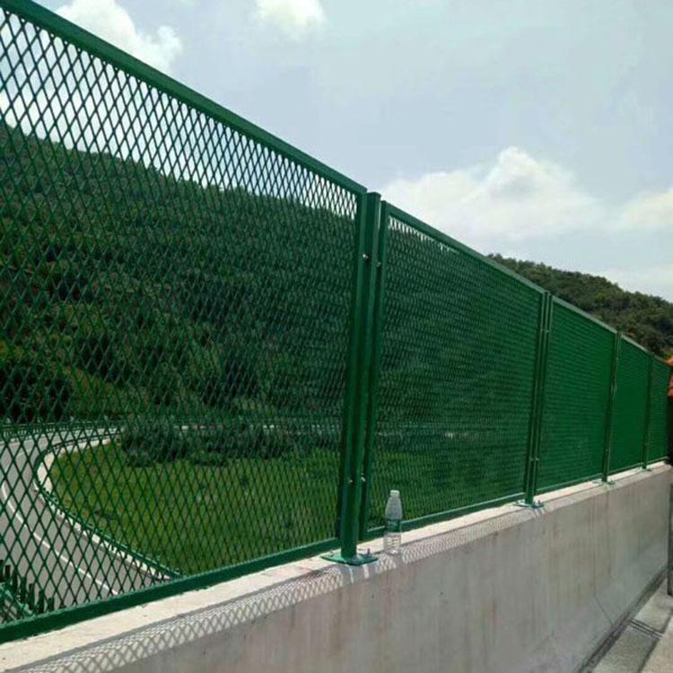 上海高速公路防護(hù)網(wǎng)圖片4