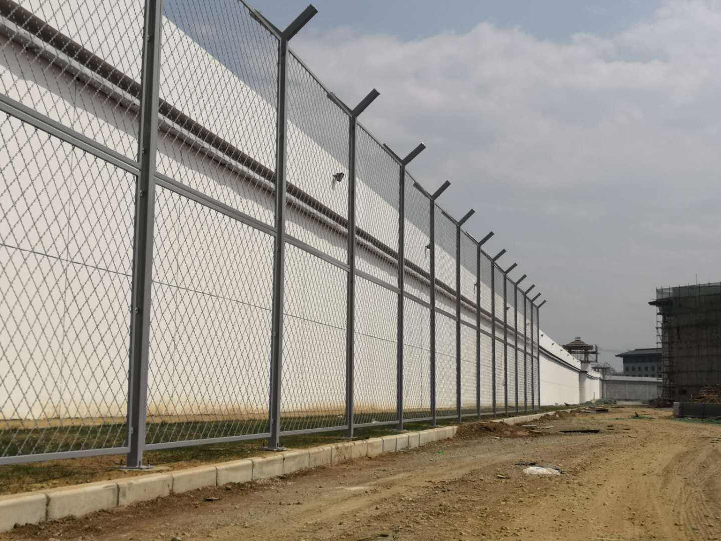 上海戒毒所隔離防護網圖片3