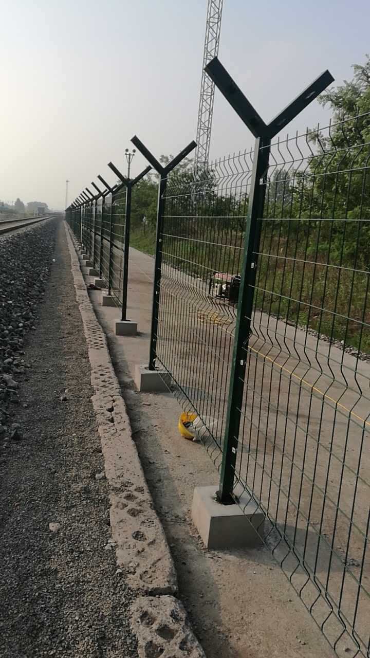 機場物理圍界圖片4