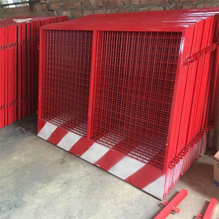 上海施工電梯安全門圖片2