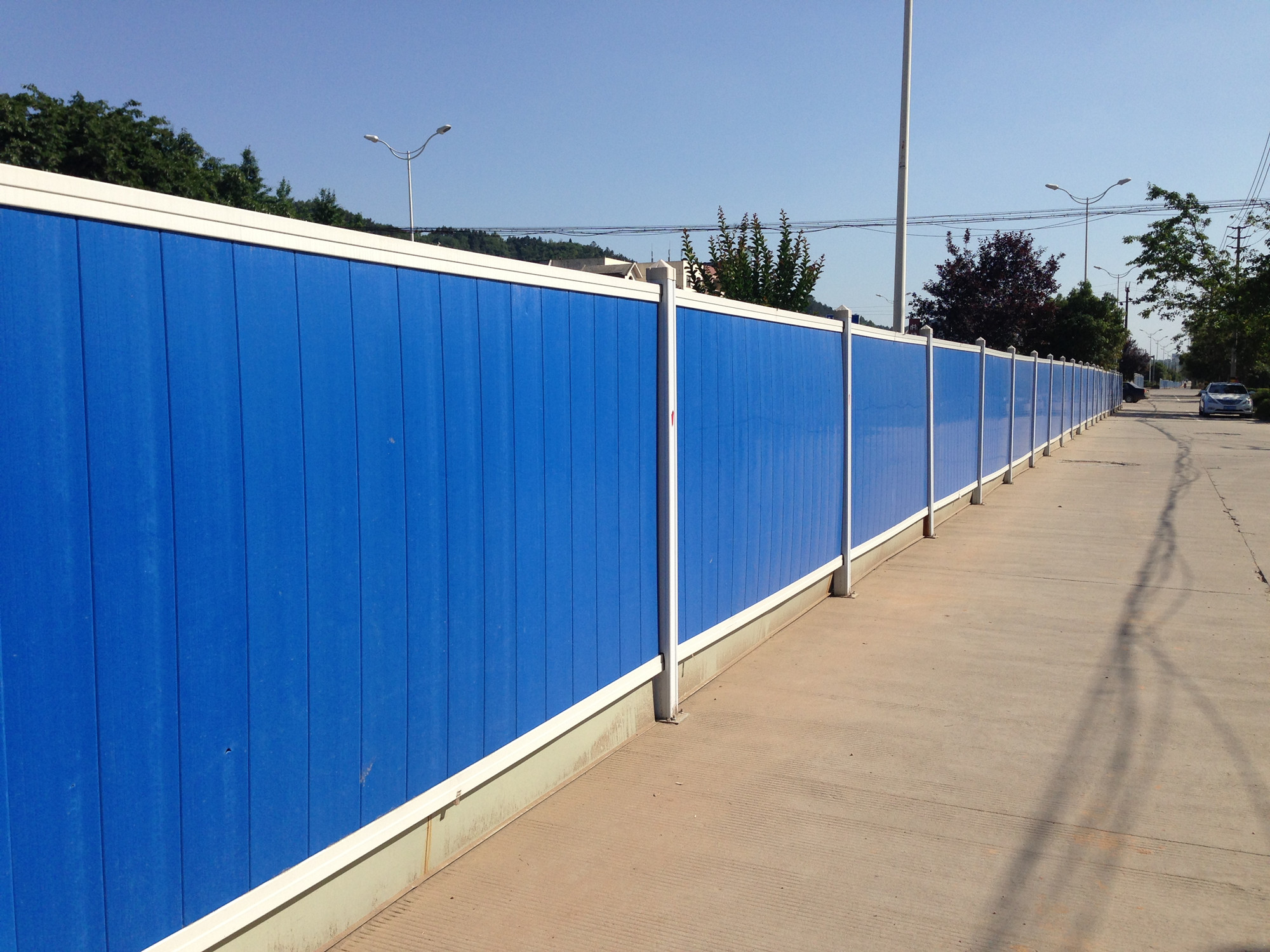 防風(fēng)沖孔圍擋圖片3