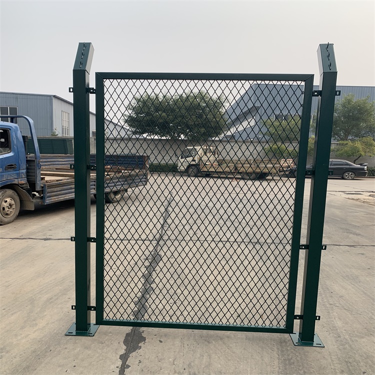 上海機場鋼板網圍界圖片3