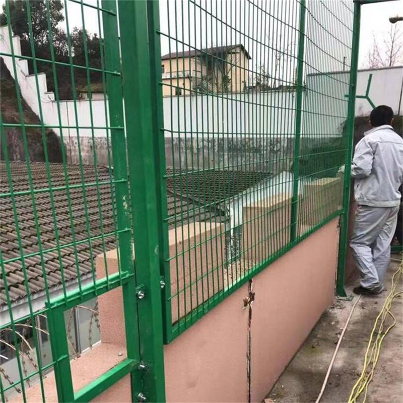 上海監獄周界隔離網墻圖片3