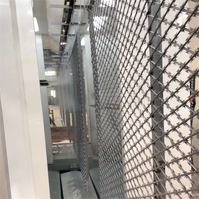 刀刺焊接隔離網圖片2