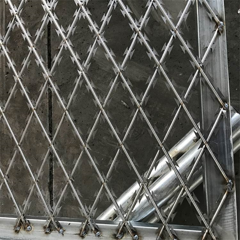 直線刀片隔離網圖片3