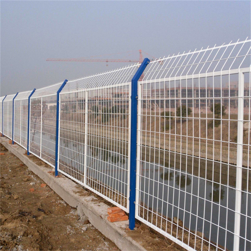 水源地兩側防護網圖片2