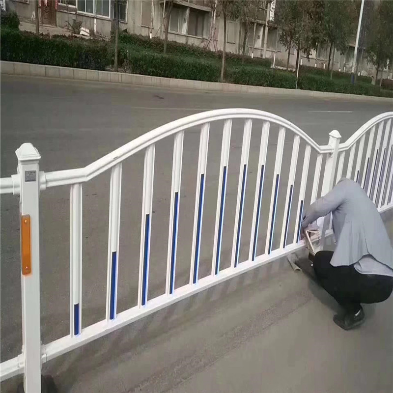 上海移動鐵馬護欄圖片1