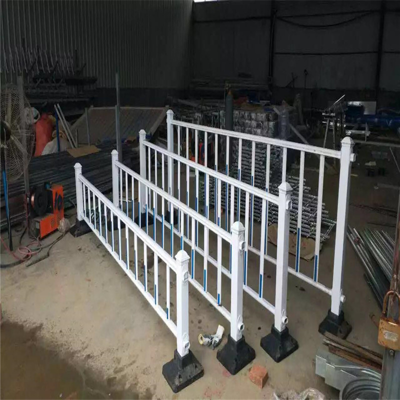 交通護(hù)欄圖片2