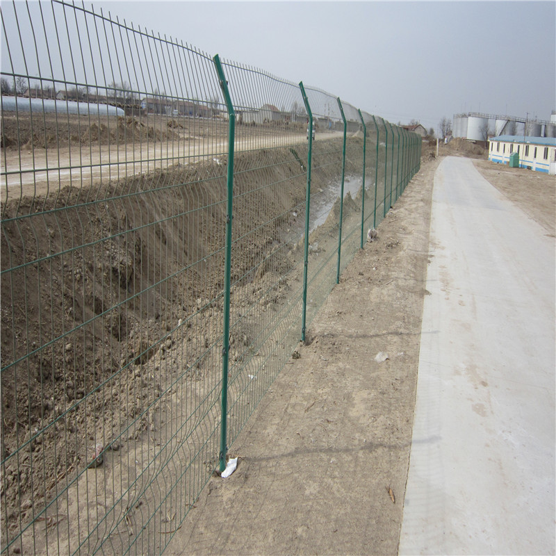 上海高速護(hù)欄網(wǎng)圖片4