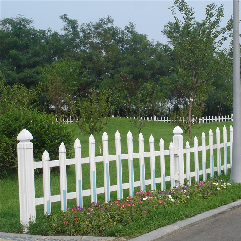 上海鋅鋼草坪護欄圖片3