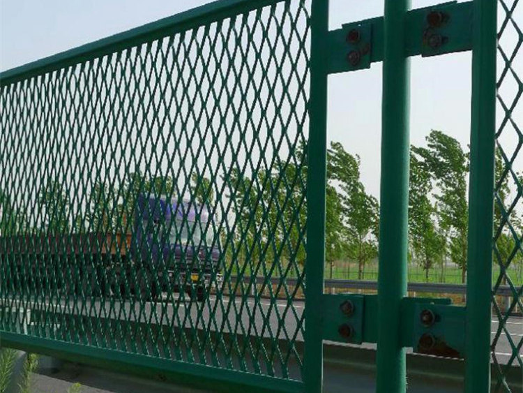 上海高速公路護欄網圖片4