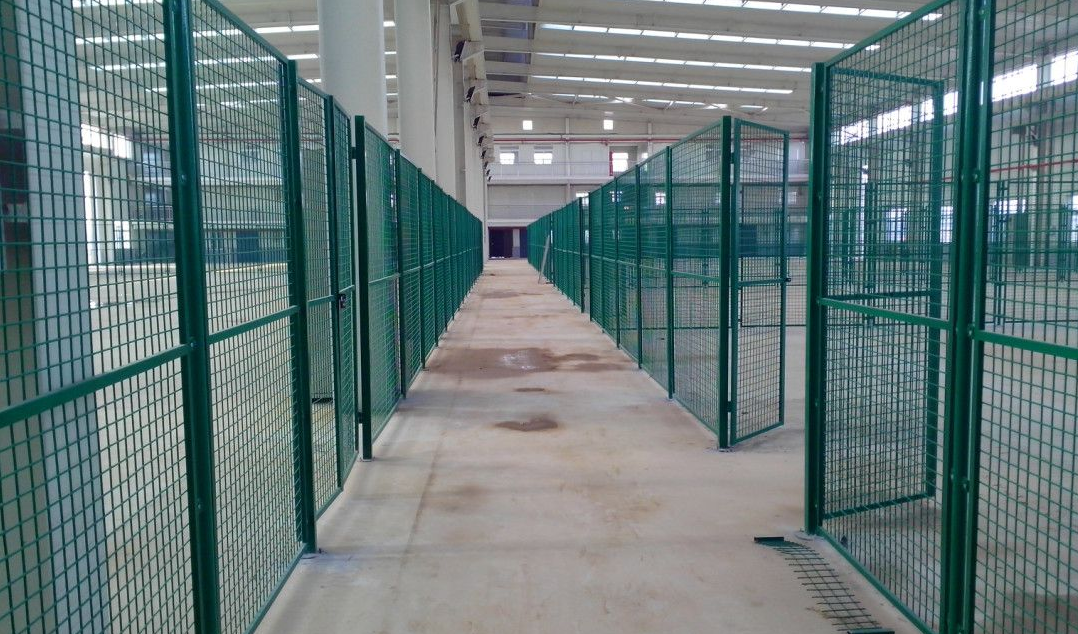 上海倉(cāng)庫(kù)隔離帶車(chē)間防護(hù)網(wǎng)圖片4