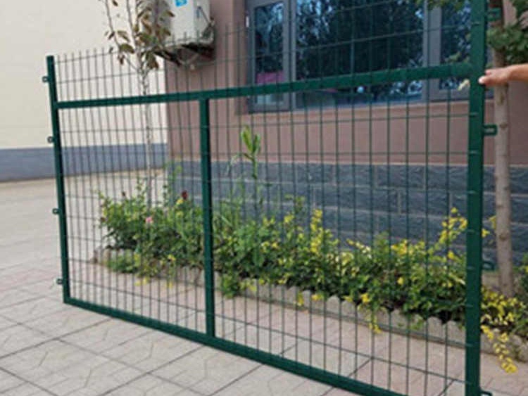 鐵路路基防護(hù)柵欄圖片4