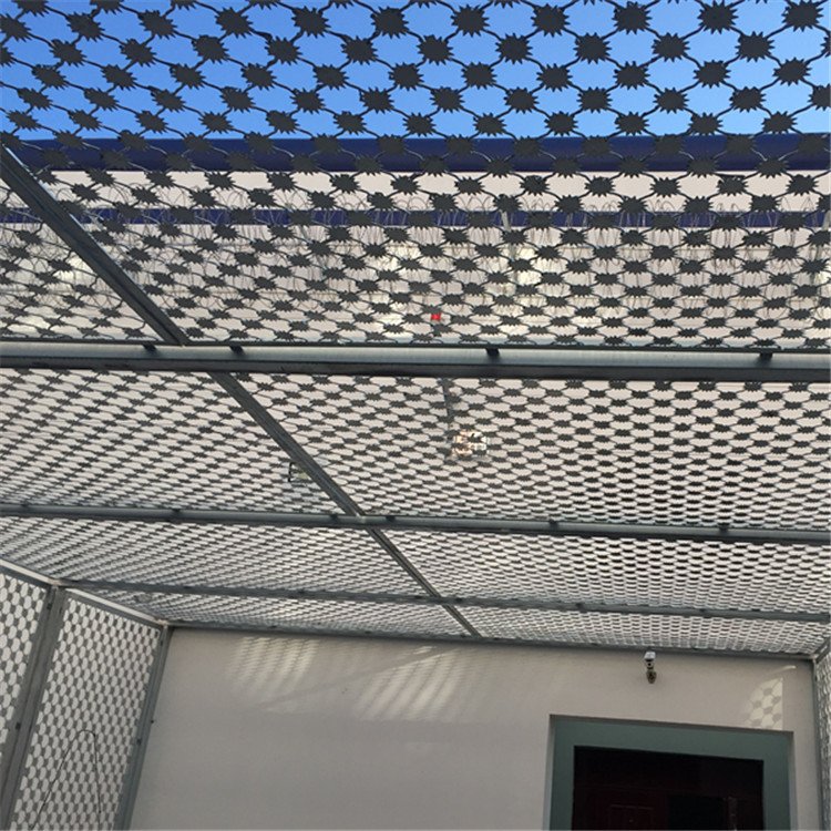 上海監獄刀刺隔離網圖片1