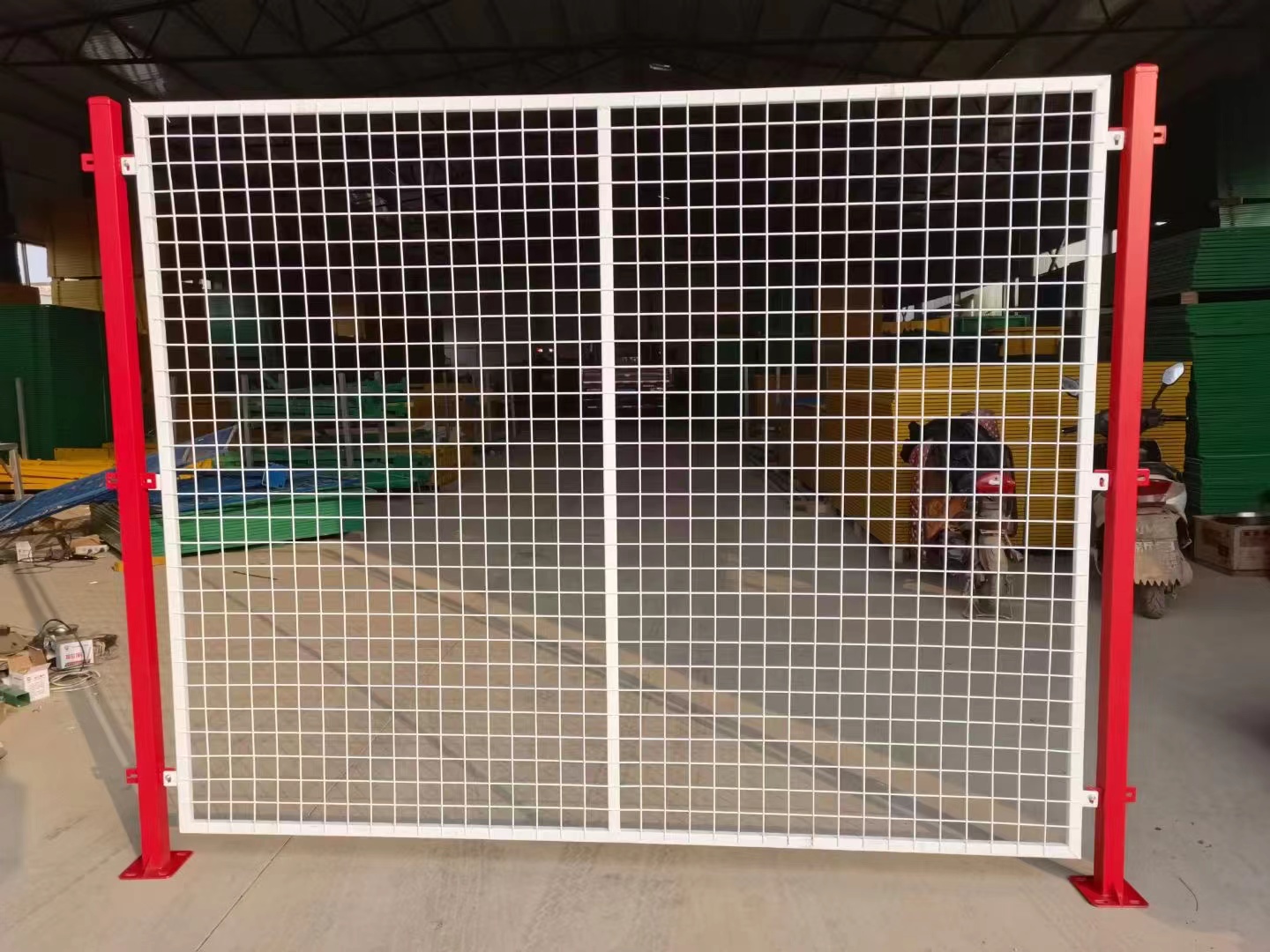 上海倉庫隔離帶車間防護網圖片4