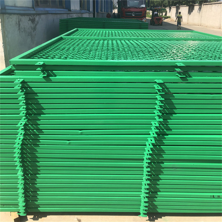 上海海關保稅區物理金屬菱形孔圍欄網圖片4