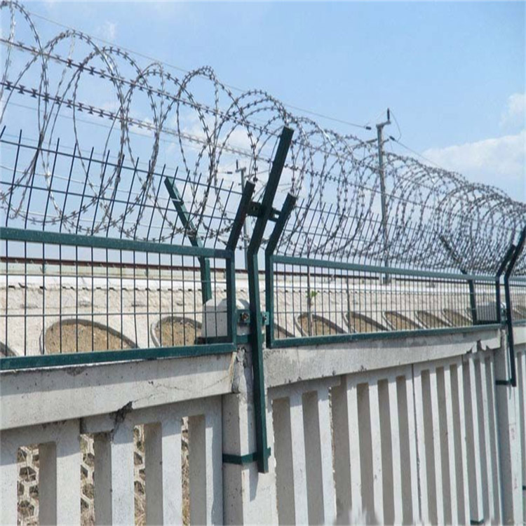 上海蛇腹型刀刺網(wǎng)圖片4